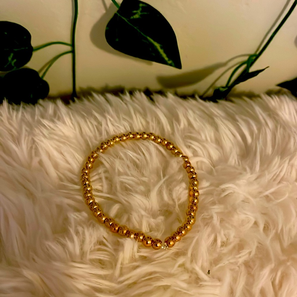 Beautiful gold bead bracelet